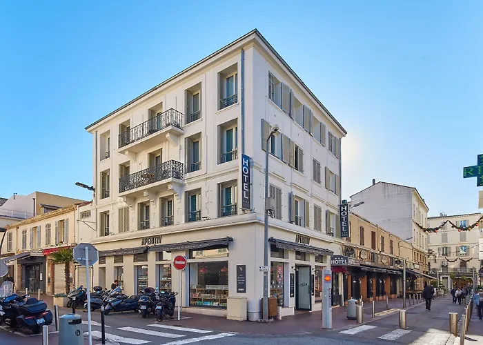 Hotel Des Congres Et Festivals